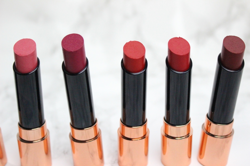 astor-perfect-stay-fabulous-lipstick-lippenstift-farben-colors-blog-beauty-nuancen-swatches-blogger-muenchen-deutschland-6